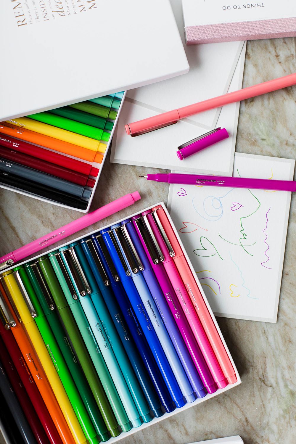 Fineliner ohutkärkinen tussi - eri värejä | Bookbinders