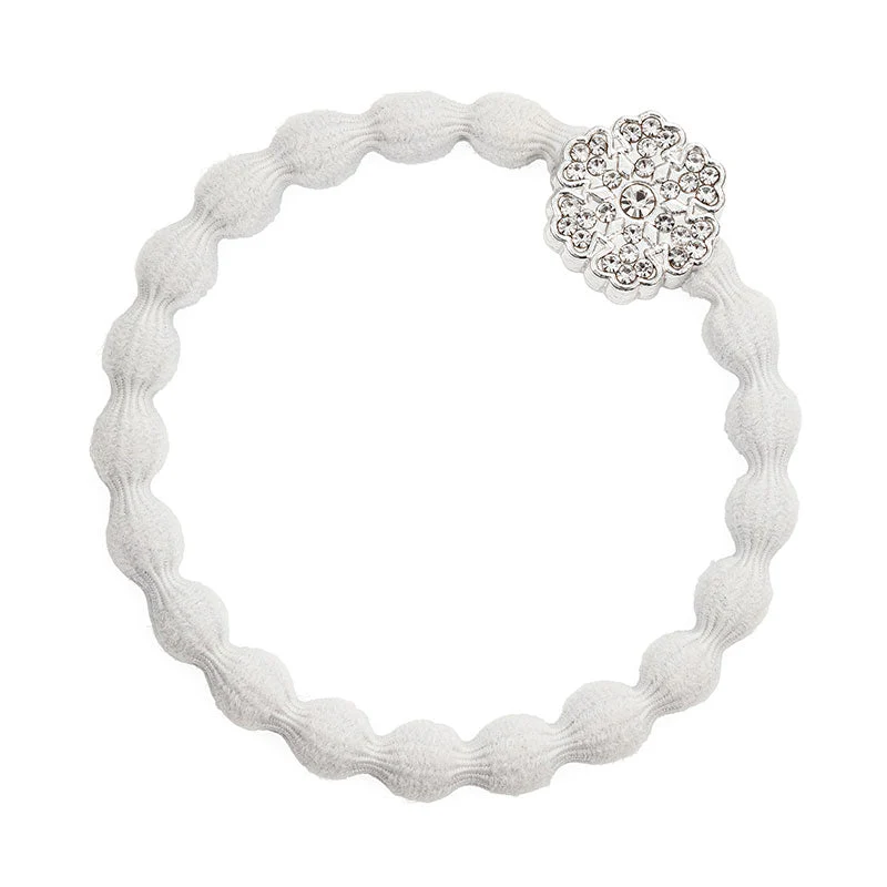 koruponnari valkoinen lumihiutale