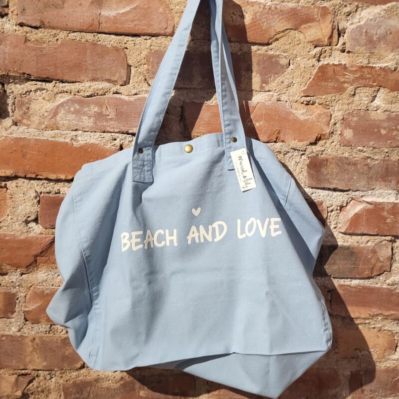 Iso Marcel&Lily kassi